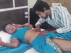 Дези бхабхи наслаждается глубоким минетом и оргазмом во время секса.