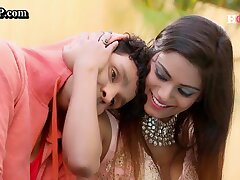 Sensuale orale e sega in un video hardcore indiano